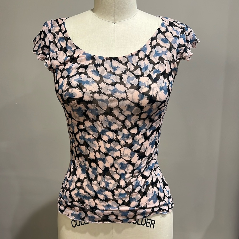 DVF blouse short sleeved pattern